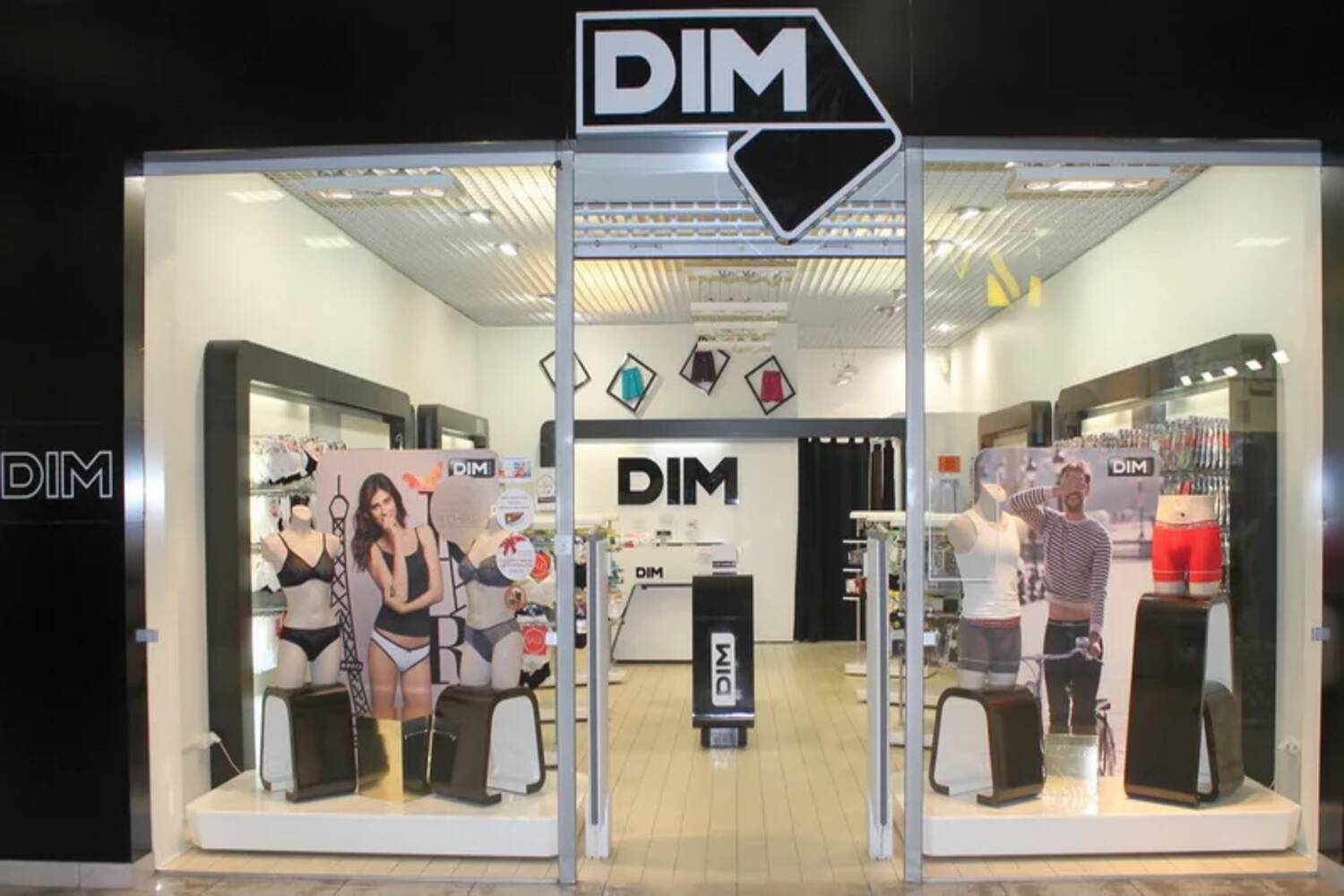 Франшиза DIM – магазин нижнего белья из Франции